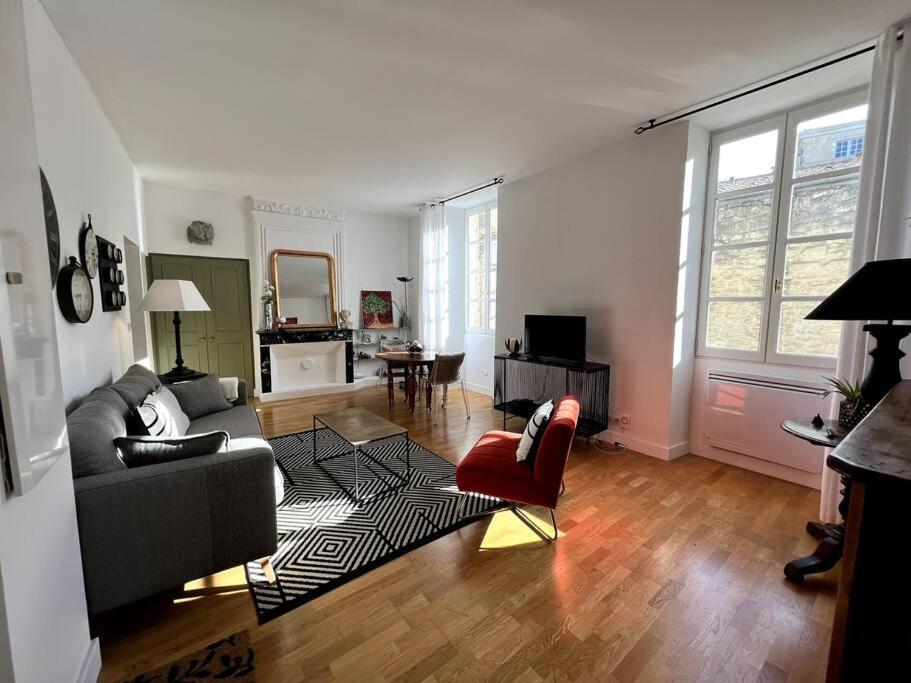 Nid Douillet Au Coeur D'Uzes Apartment Exterior photo